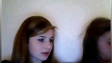 TUSHYRAW Emma Hix vill amatör porr ha Double Penetration NU
