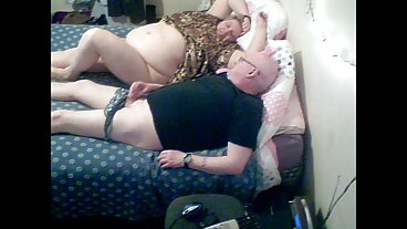 2 Glamour Gals go gratis amatör porr ATM på Huge Cock