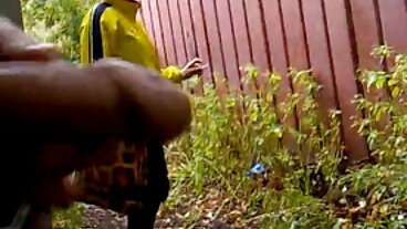 Brazzers: Busty Violet Myers-spelet avbröts av en stor svart dong på porrHD svenska amatörer porr