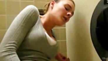 2 Glamour Gals go ATM amatörporr svensk på Huge Cock